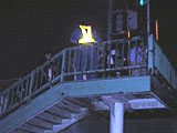 豊平川花火への階段、警備員